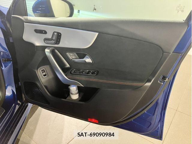 Mercedes Benz A-CLASS 2025-02 8880660-14