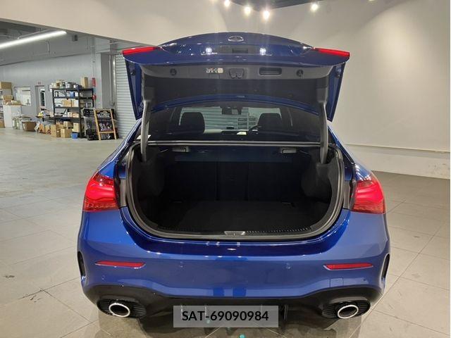 Mercedes Benz A-CLASS 2025-02 8880660-7