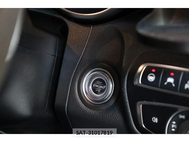 Mercedes Benz C-CLASS 2020-04 8315320-17
