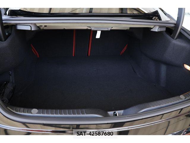 Mercedes Benz C-CLASS 2018-02 8660100-28