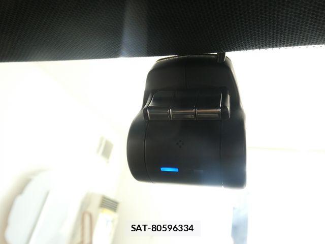Mercedes Benz C-CLASS 2018-09 8666468-24