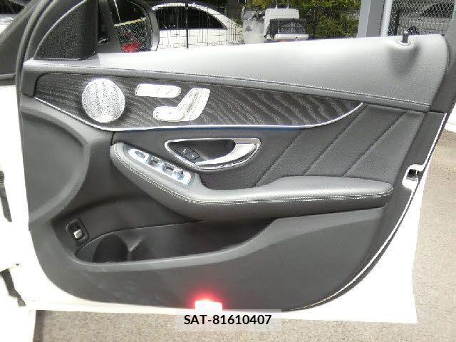Mercedes Benz C-CLASS 2016-11 1826484-23