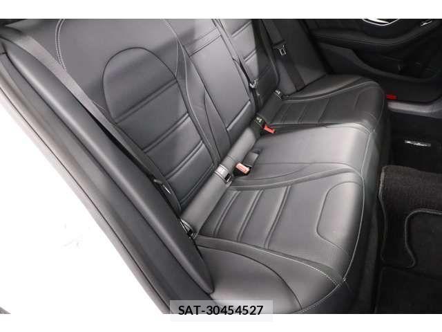 Mercedes Benz C-CLASS 2015-12 2030521-17