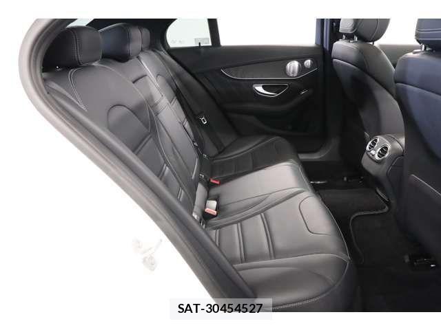 Mercedes Benz C-CLASS 2015-12 2030521-18