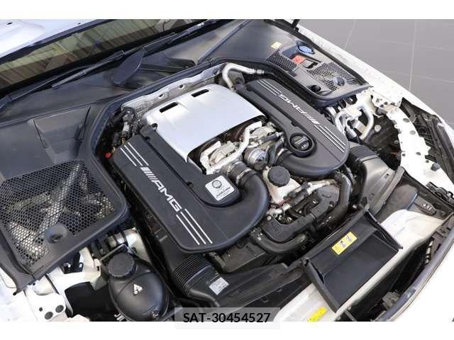 Mercedes Benz C-CLASS 2015-12 2030521-8