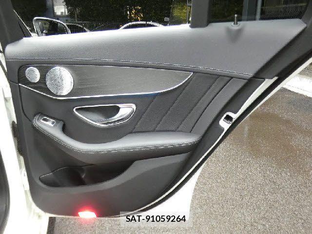 Mercedes Benz C-CLASS 2016-09 2030527-22