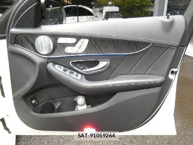 Mercedes Benz C-CLASS 2016-09 2030527-23