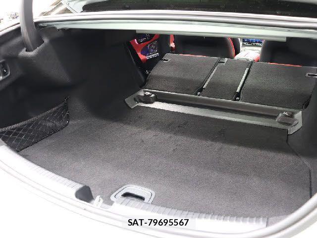 Mercedes Benz C-CLASS 2022-11 2829798-6
