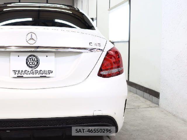 Mercedes Benz C-CLASS 2016-10 3378747-14