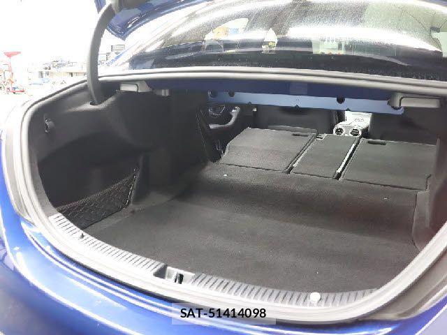 Mercedes Benz C-CLASS 2019-12 3771734-6