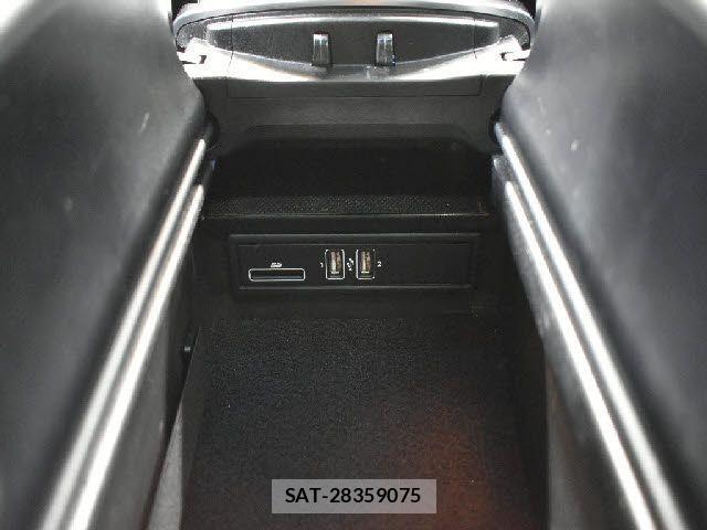 Mercedes Benz C-CLASS 2017-02 4176162-17