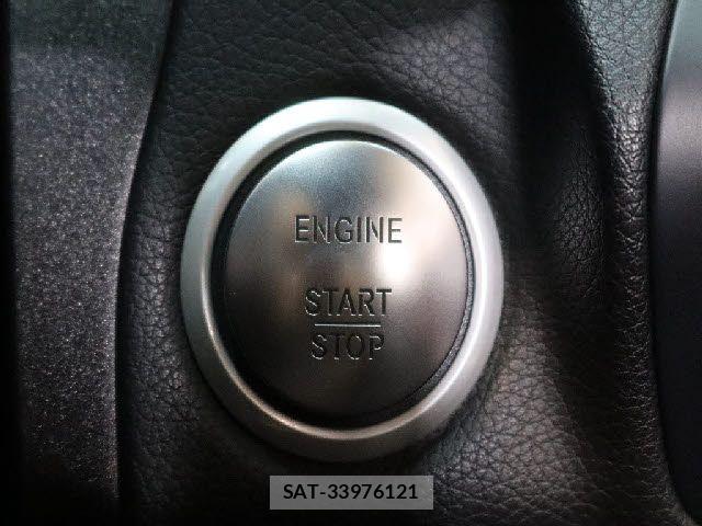 Mercedes Benz C-CLASS 2018-05 6012482-15