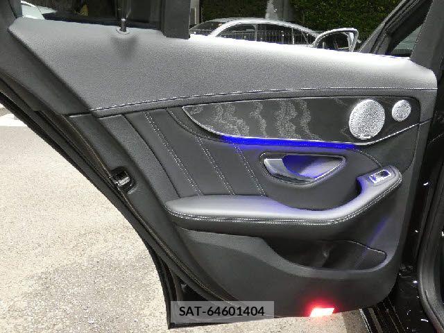 Mercedes Benz C-CLASS 2019-06 6613070-21