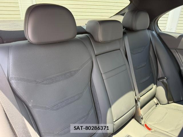 Mercedes Benz C-CLASS 2024-11 7221447-4