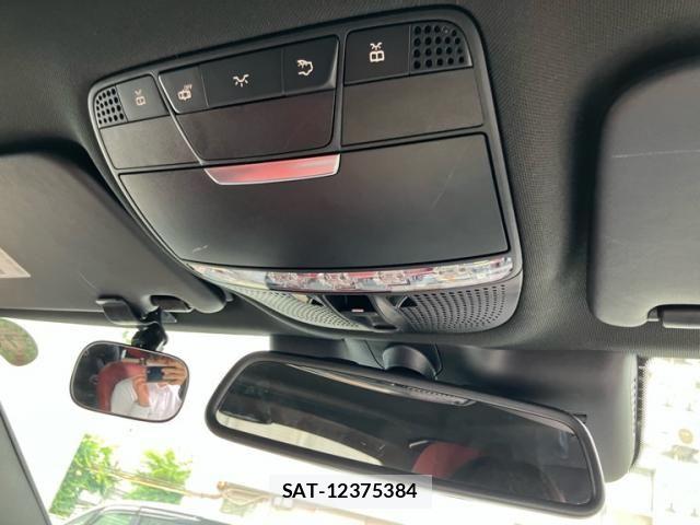 Mercedes Benz C-CLASS 2017-06 7328222-15