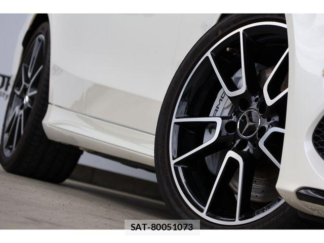 Mercedes Benz C-CLASS 2017-04 7725401-6