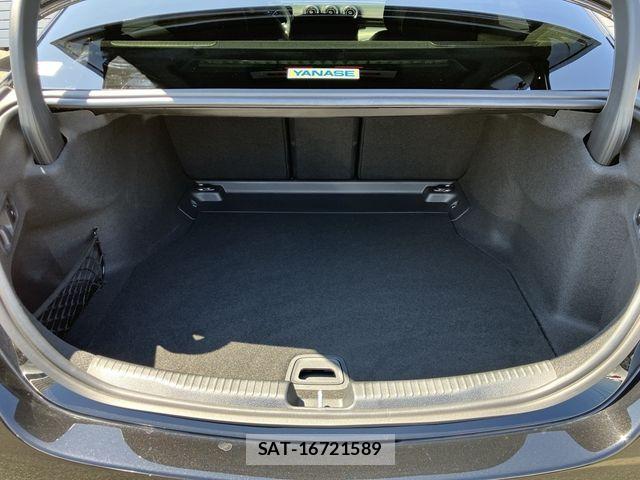 Mercedes Benz C-CLASS 2024-12 8208584-9