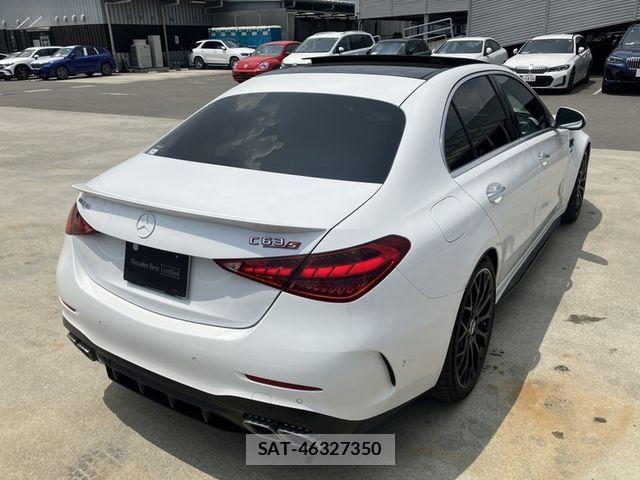 Mercedes Benz C-CLASS 2025-01 8208582-2