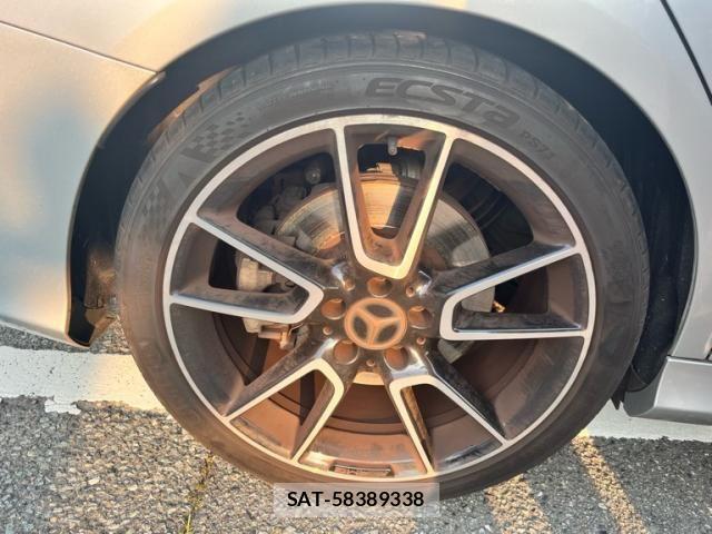 Mercedes Benz C-CLASS 2017-03 8315324-5