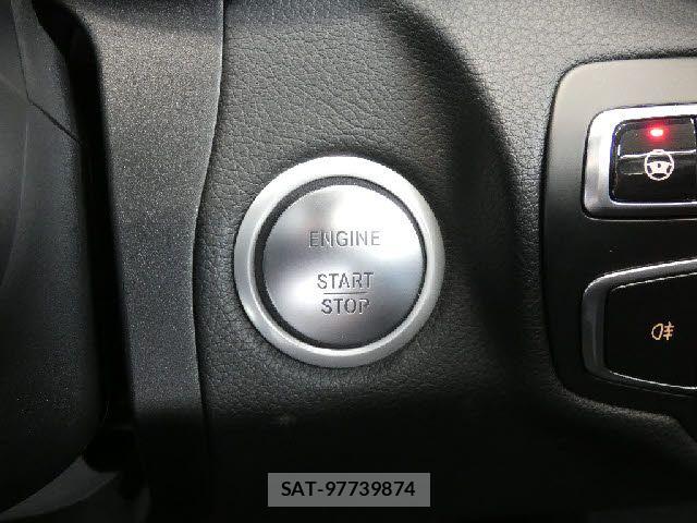 Mercedes Benz C-CLASS 2015-12 8413475-17
