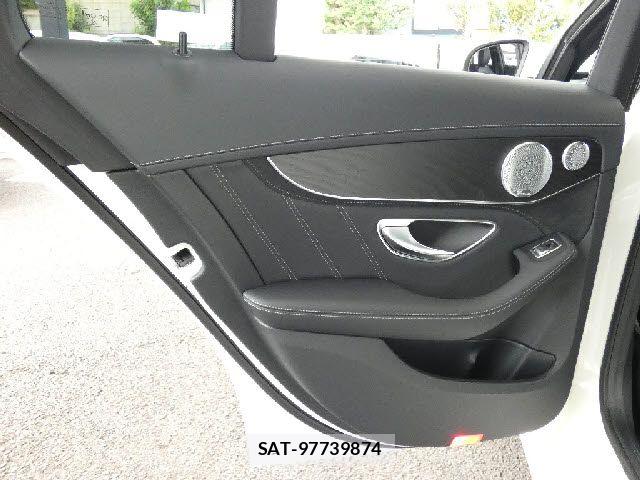 Mercedes Benz C-CLASS 2015-12 8413475-21