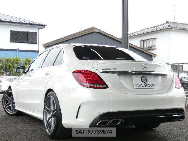 Mercedes Benz C-CLASS 2015-12 8413475-2