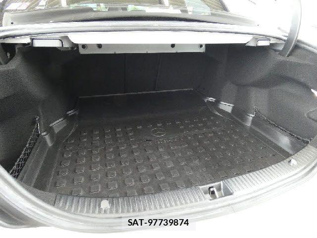 Mercedes Benz C-CLASS 2015-12 8413475-6