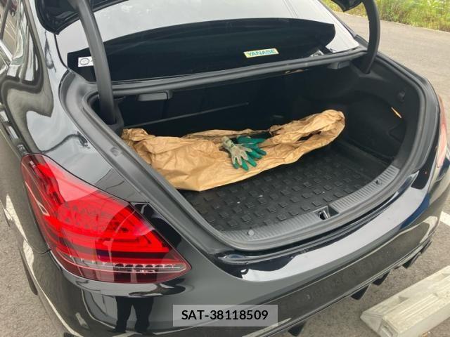 Mercedes Benz C-CLASS 2019-04 8830166-9