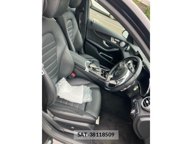 Mercedes Benz C-CLASS 2019-04 8830166-11