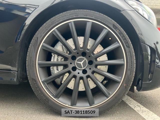 Mercedes Benz C-CLASS 2019-04 8830166-6