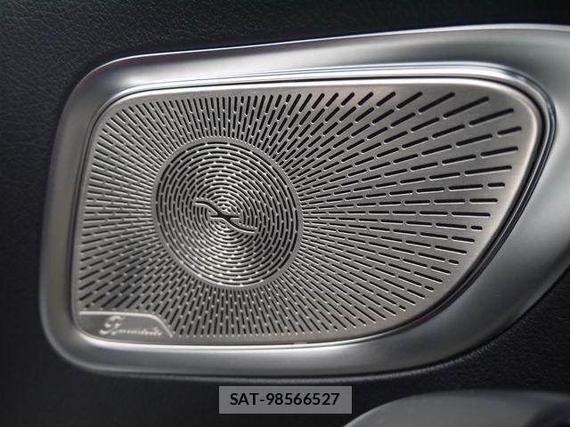 Mercedes Benz C-CLASS 2023-03 1354825-6