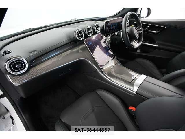 Mercedes Benz C-CLASS 2023-11 3675452-11