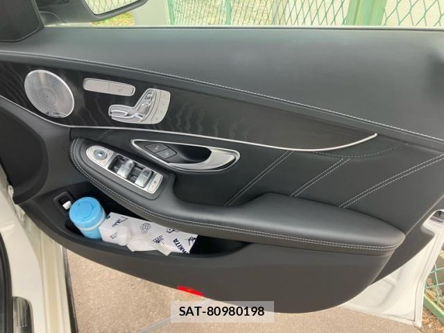 Mercedes Benz C-CLASS 2018-04 6264962-15