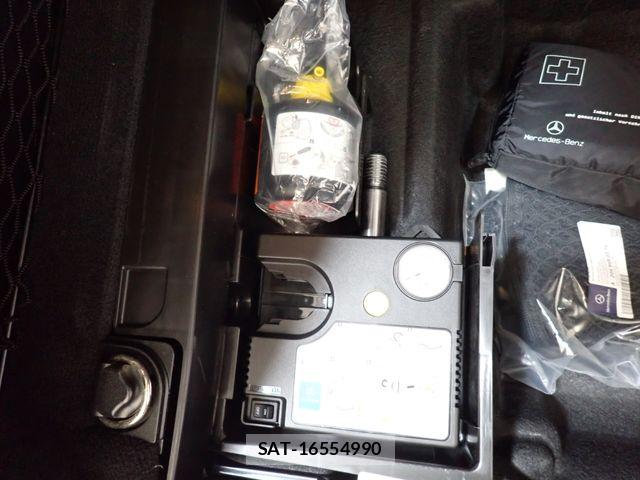 Mercedes Benz C-CLASS 2017-07 7501406-24
