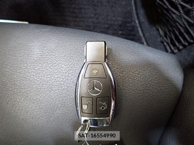 Mercedes Benz C-CLASS 2017-07 7501406-27