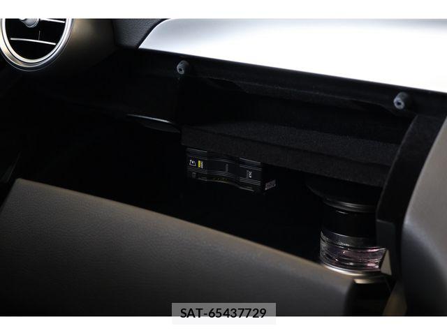 Mercedes Benz C-CLASS 2017-04 7617901-18