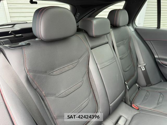 Mercedes Benz C-CLASS 2023-06 8036612-4