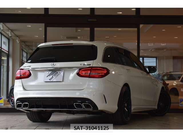 Mercedes Benz C-CLASS 2019-08 8100308-7