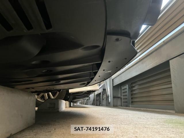 Mercedes Benz C-CLASS 2023-08 8366888-9