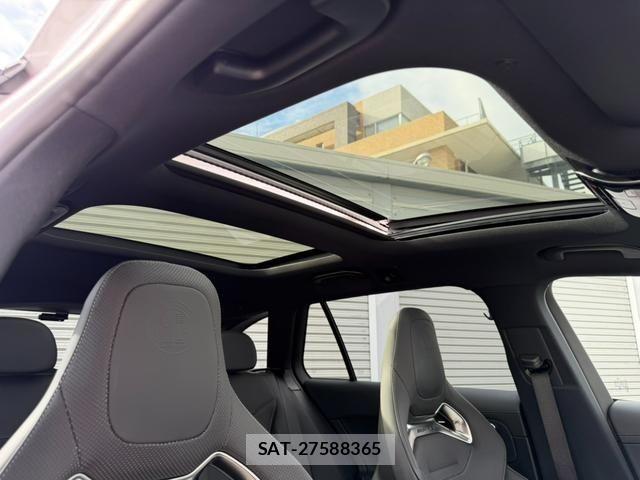 Mercedes Benz C-CLASS 2024-12 8525663-7