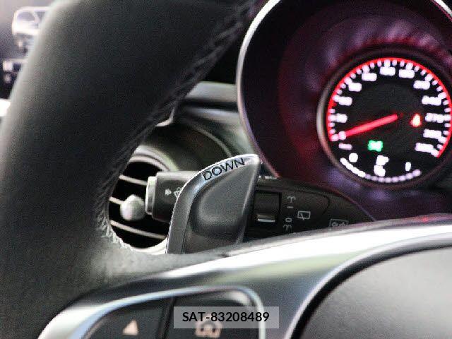 Mercedes Benz C-CLASS 2017-03 8525665-27
