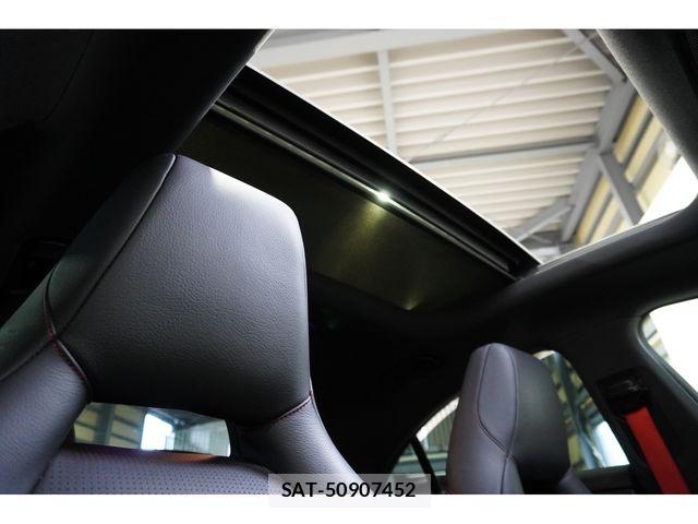 Mercedes Benz CLA-CLASS 2017-10 6672415-28