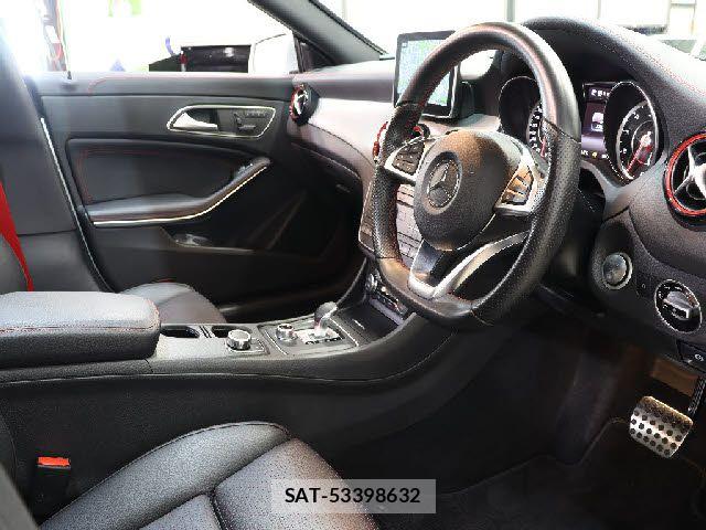 Mercedes Benz CLA-CLASS 2015-12 7358649-11