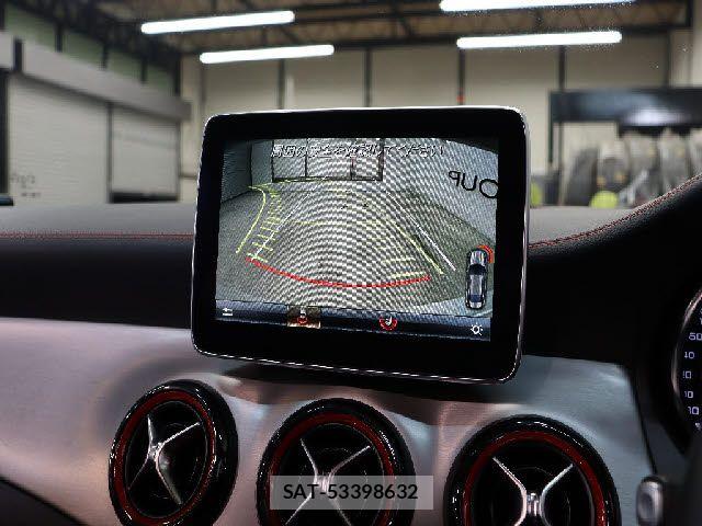Mercedes Benz CLA-CLASS 2015-12 7358649-17
