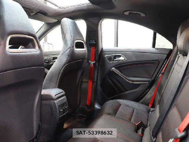 Mercedes Benz CLA-CLASS 2015-12 7358649-3