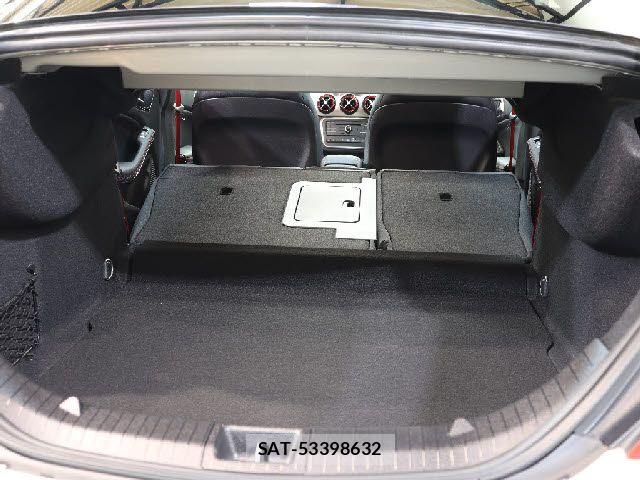 Mercedes Benz CLA-CLASS 2015-12 7358649-6
