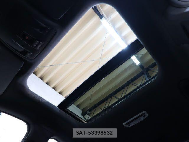 Mercedes Benz CLA-CLASS 2015-12 7358649-8