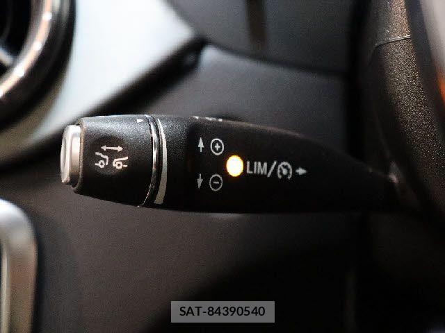 Mercedes Benz CLA-CLASS 2014-02 7562402-16