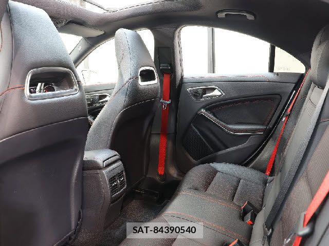 Mercedes Benz CLA-CLASS 2014-02 7562402-4
