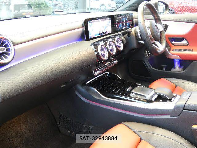 Mercedes Benz CLA-CLASS 2020-09 8100310-1